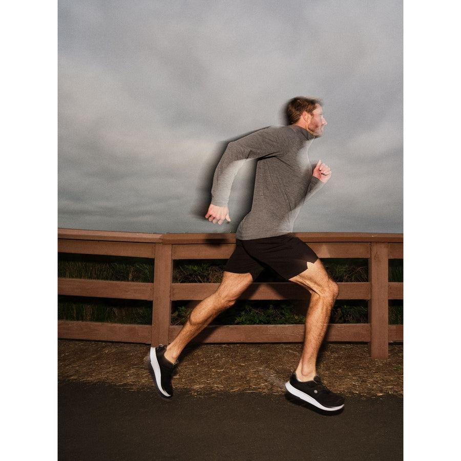 Travis Mathew The Heater Pro 1/4 Zip Pullover