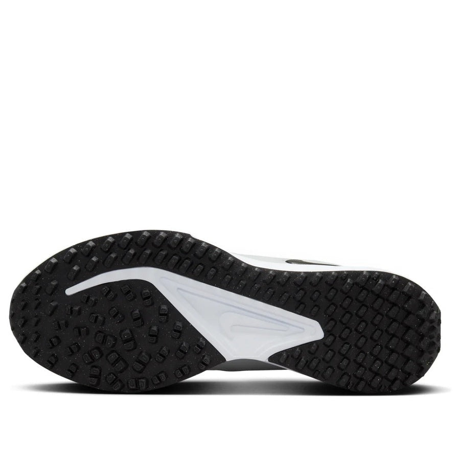 Nike Infinity G NN WIDE Spikeless Golf Shoes - White/Black