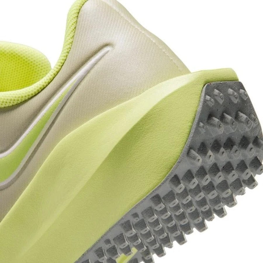 Nike Infinity G Jr '24 Spikeless Golf Shoes - Olive/Green