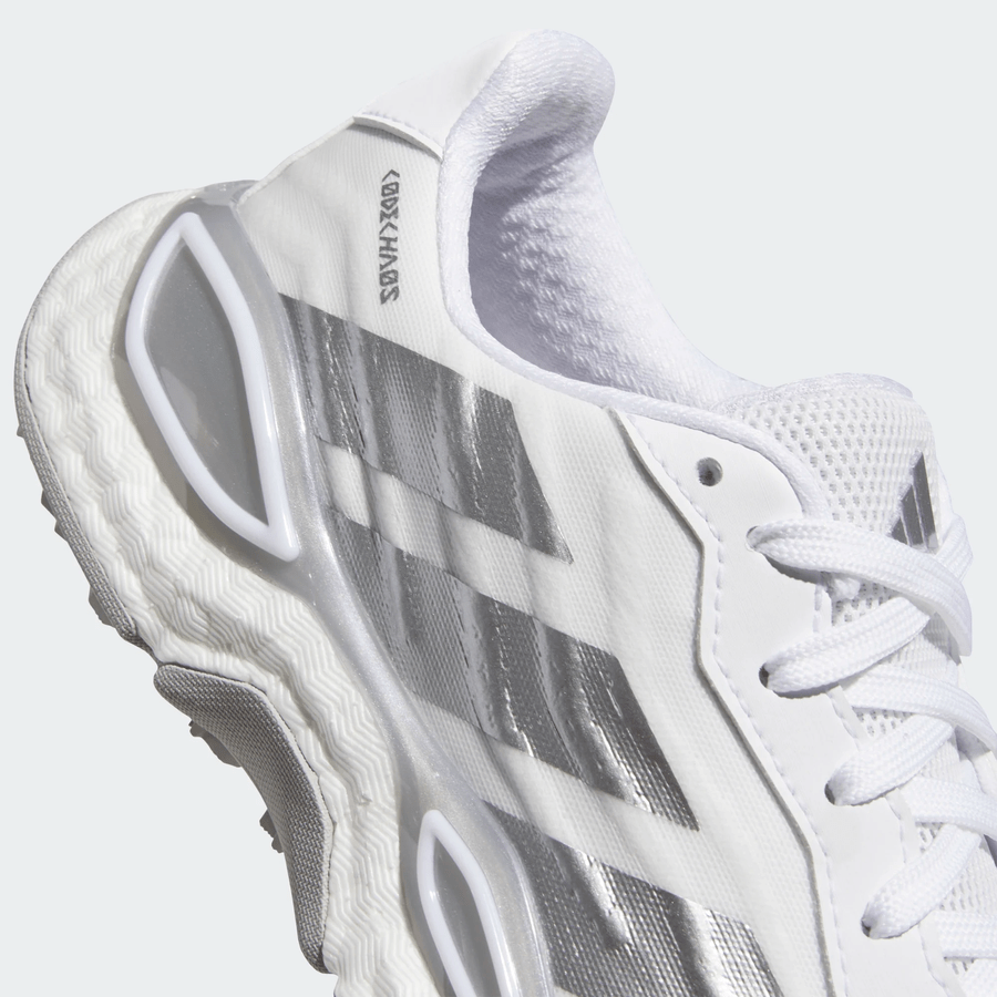 Chaussures de golf sans crampons Adidas Codechaos 27 pour femme - blanc/gris