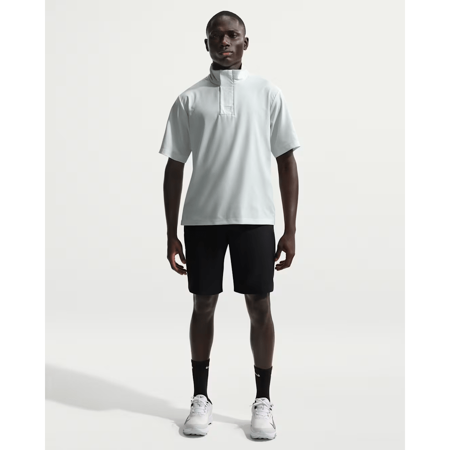 Nike Tailored Performance Dri-FIT Loose Short-Sleeve Golf Windshirt