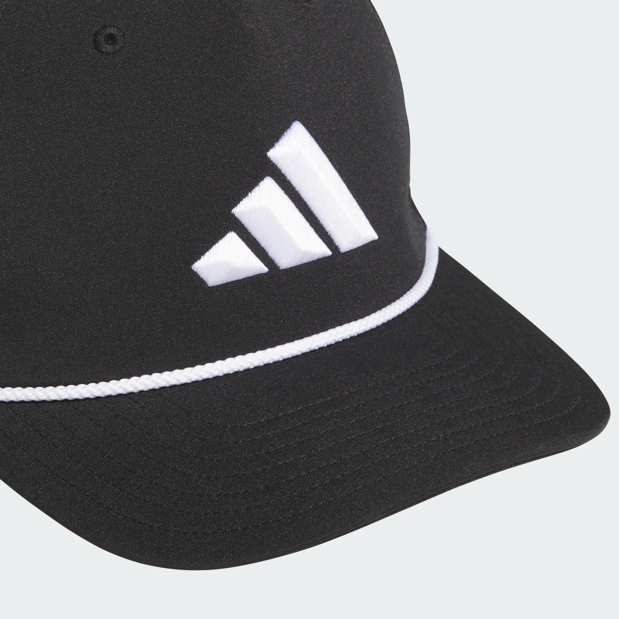 alt
Casquette Adidas Tour à 5 panneaux - Noir