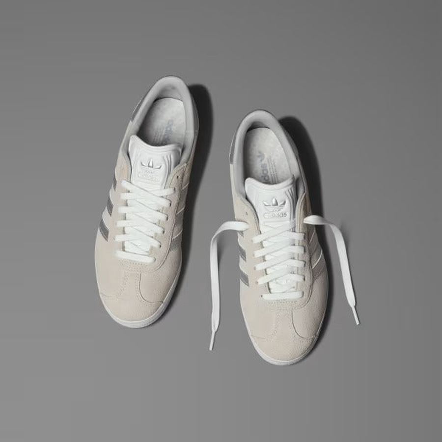 adidas gazelle silver green womens Adidas Ladies Gazelle Spikeless Golf Shoes - White/Silver